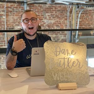 Meet your Posher, Dane